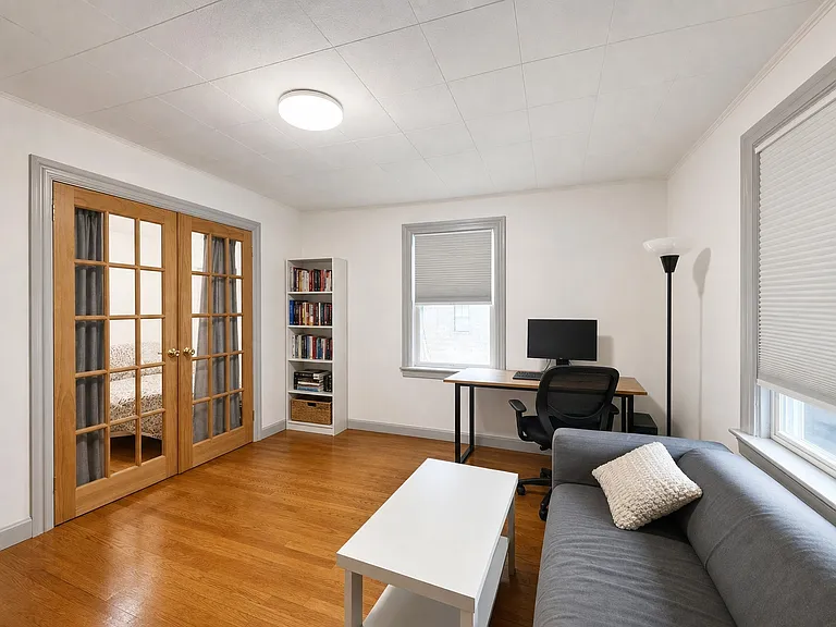 121 Thorndike St #3L — Photo 6
