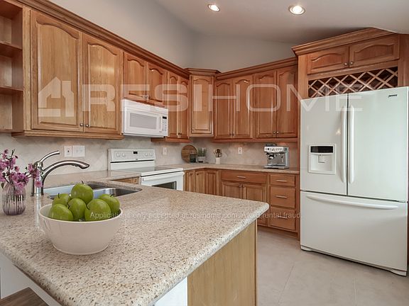 3rd image of 12619 Day Hollow Ln
