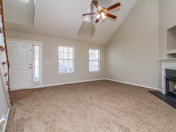 5th image of 3848 Round Rock Dr
