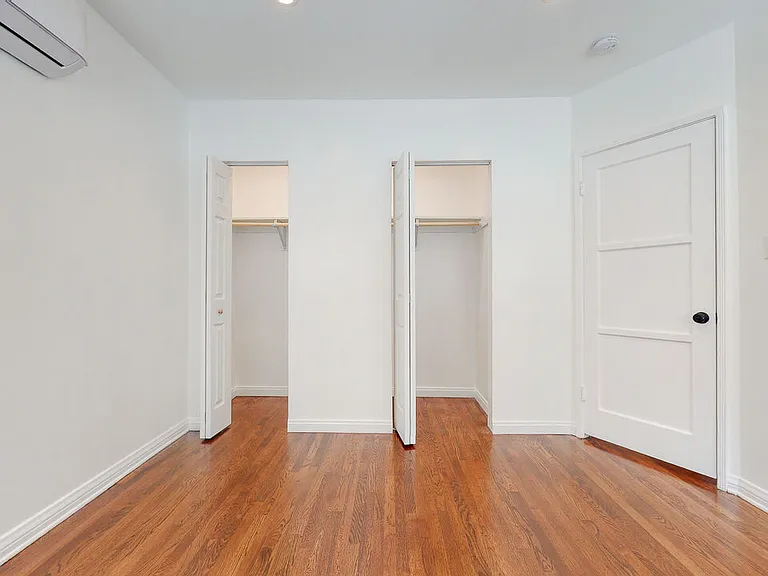3368 Rowena Ave — Photo 17