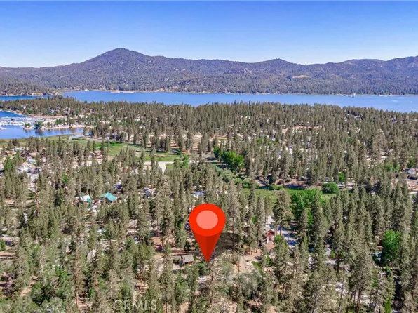 872 Hill Ln, Big Bear Lake, CA 92315
