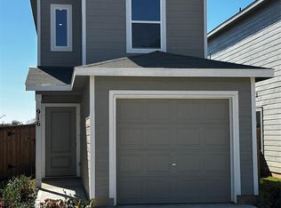 916 Pertuso Ln, Huffman, TX 77336