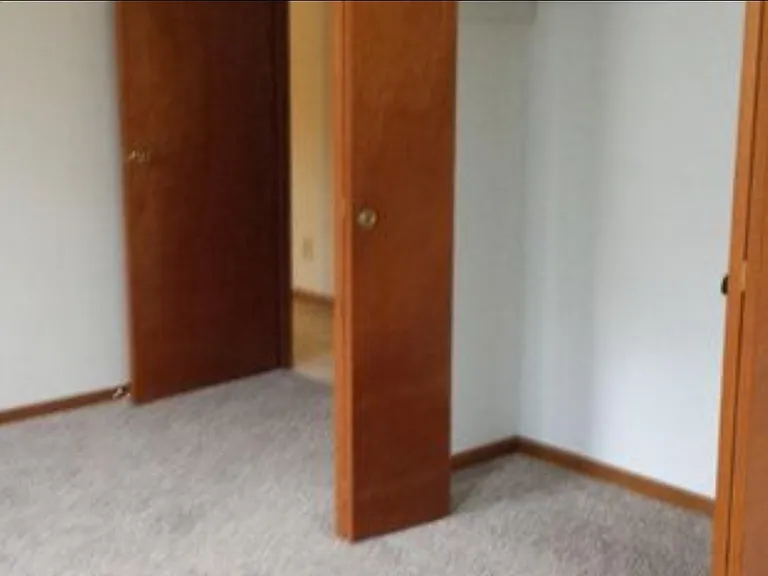 9238 Fairmount Rd SE — Photo 10
