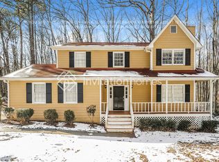 465 Benjamin Cir, Fayetteville, GA
