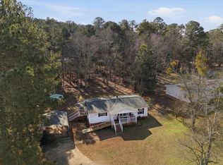 104 Singleton Dr, Townville, SC 29689