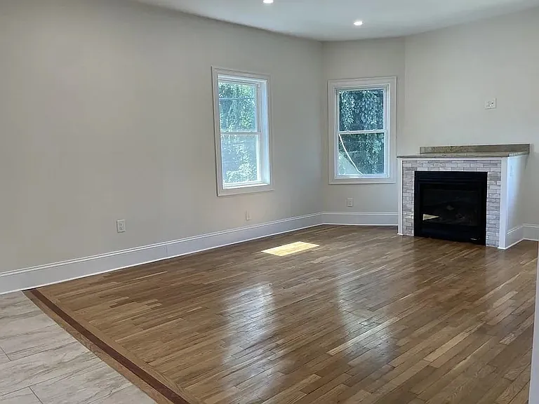 14 Weld Ave #2 — Photo 8