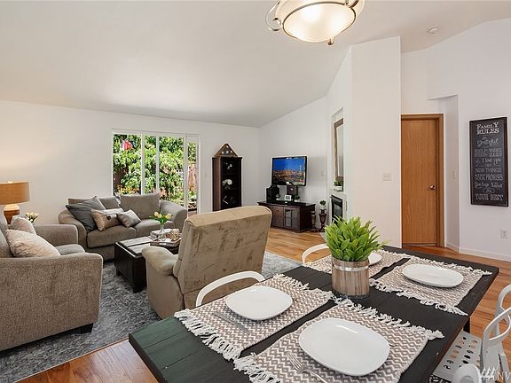 5th image of 16201 72nd Avenue Ct E