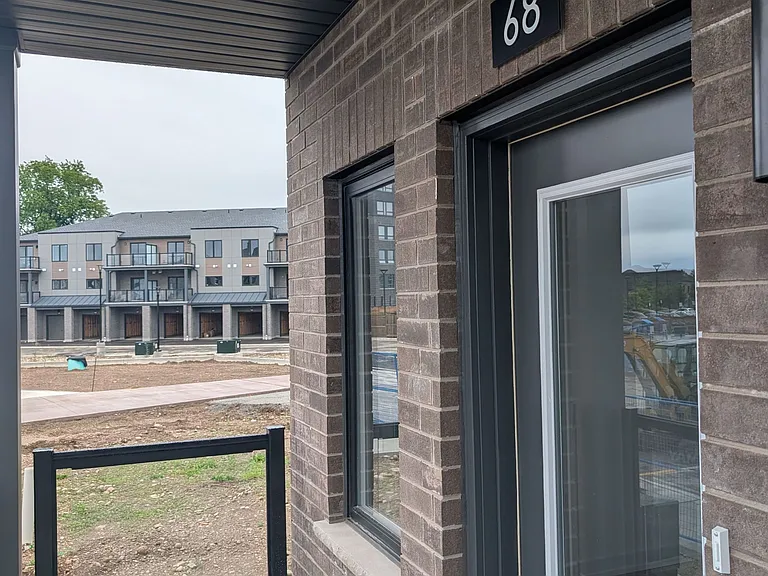 42 Lowes Rd W #C68 — Photo 2