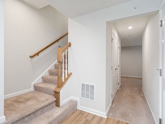 2nd image of 146 Providence Way