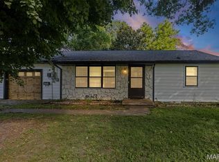 2229 E A St, Belleville, IL 62221