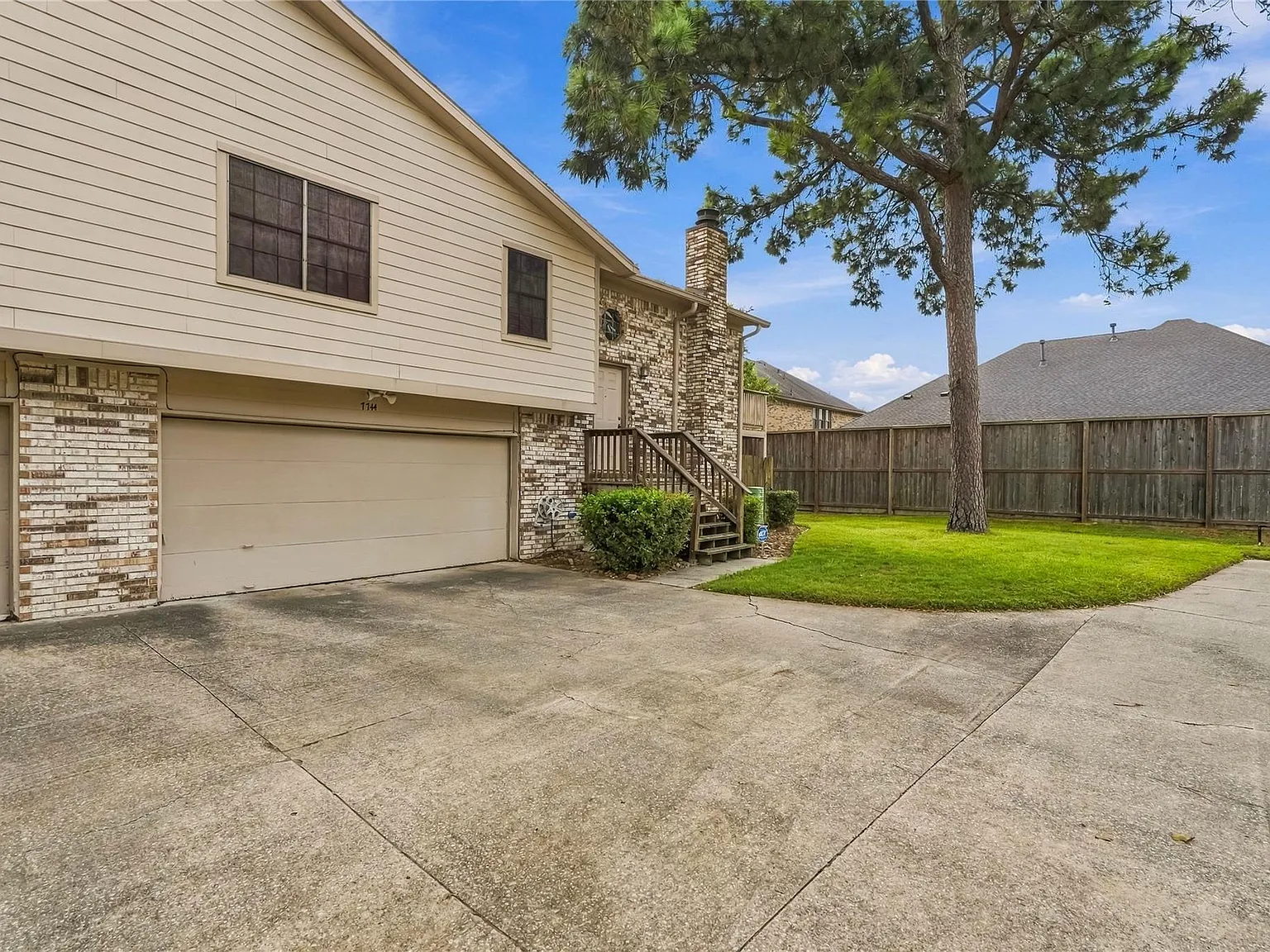 7744 Champion Pines Dr — Photo 3