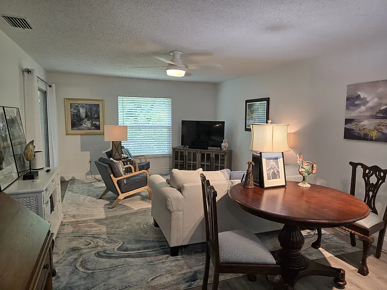 5019 Village Gardens Dr #31 — Photo 8