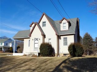 4157 Scheidys Rd, Whitehall, PA 18052