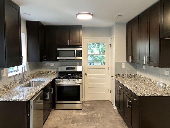 2nd image of 5409 W Windsor Ave