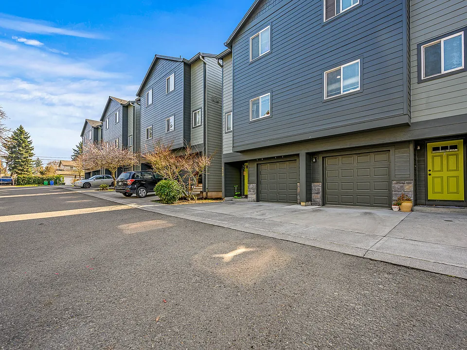 5603 SE 119th Ave