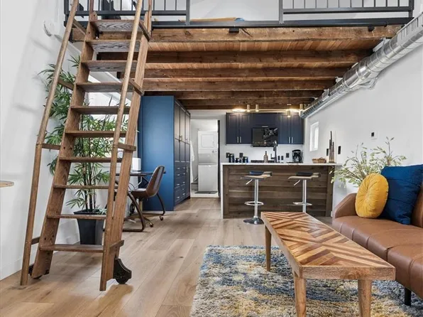 2854 S Lincoln Street, Englewood, CO 80113