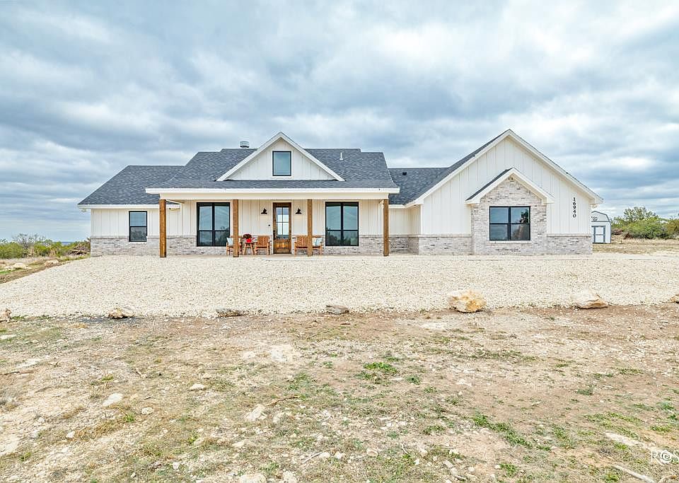 1st image of 16940 Caballo Blanco Ln