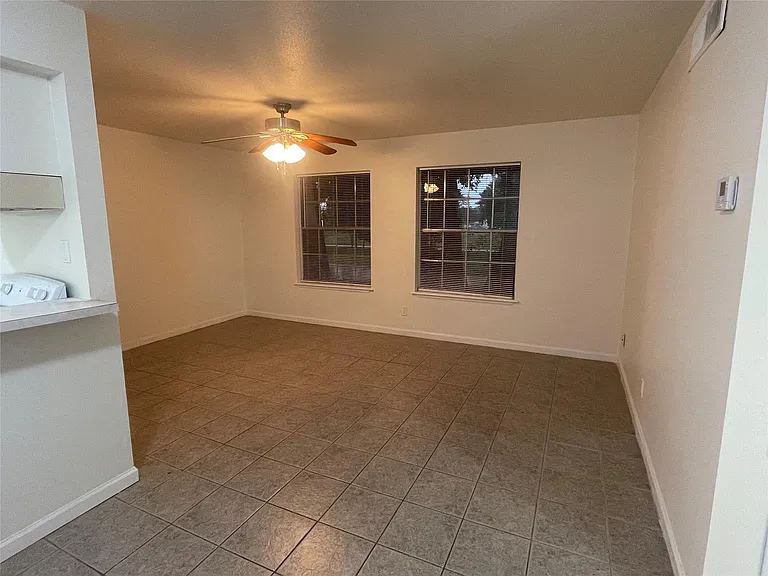 5550 N Braeswood Blvd #129 — Photo 10