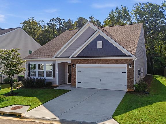 2nd image of 1229 Carnation Ct