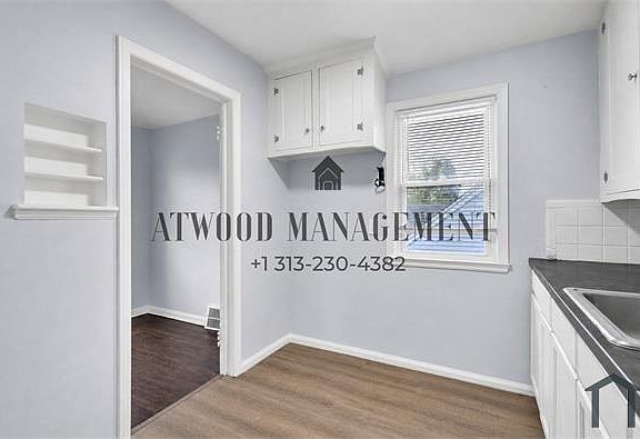 4th image of 14118 Evergreen Rd