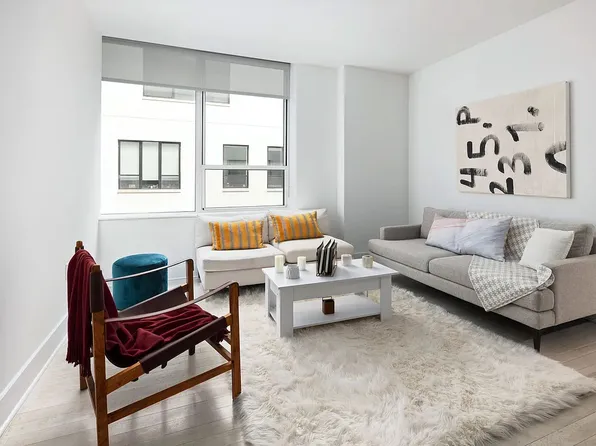 416 West 52nd Street TH213 image 3 of 21