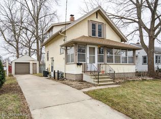 308 9th St NW, Rochester, MN 55901