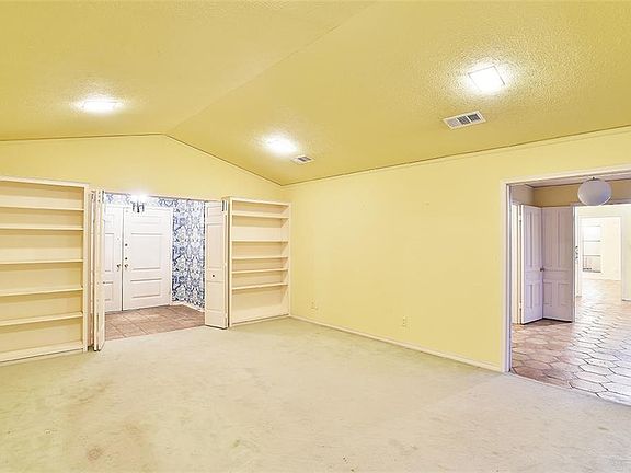 5th image of 913 Chasewood Ln