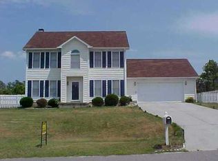 19 Lakeridge Dr, Cameron, NC 28326