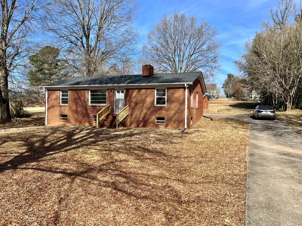 1209 Washington St, Eden, NC 27288