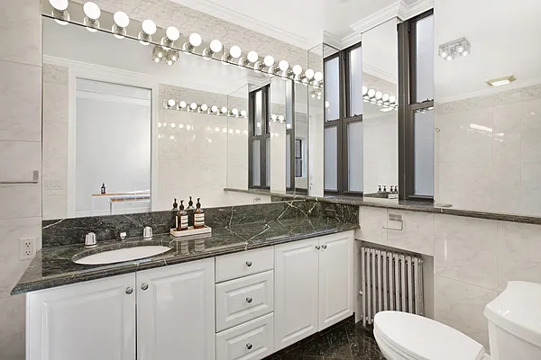 Rented by City Connections Realty | media 19