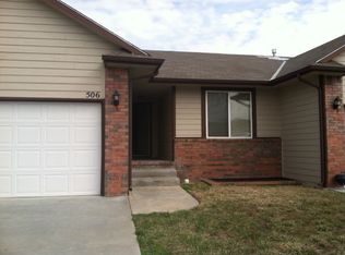 506 Stonedale Dr, Manhattan, KS 66503
