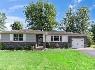 9361 Roll Rd, Clarence Center, NY 14032