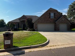 13111 Red Oak Dr, Choctaw, OK 73020