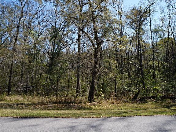 2nd image of 4 Stevens Ct