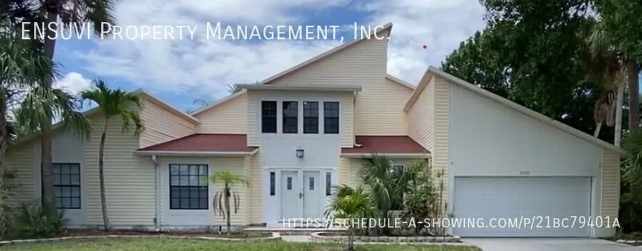 Stunning 5-bedroom, 4-bathroom home located in the desirable community of Cobia Cay — Photo 1
