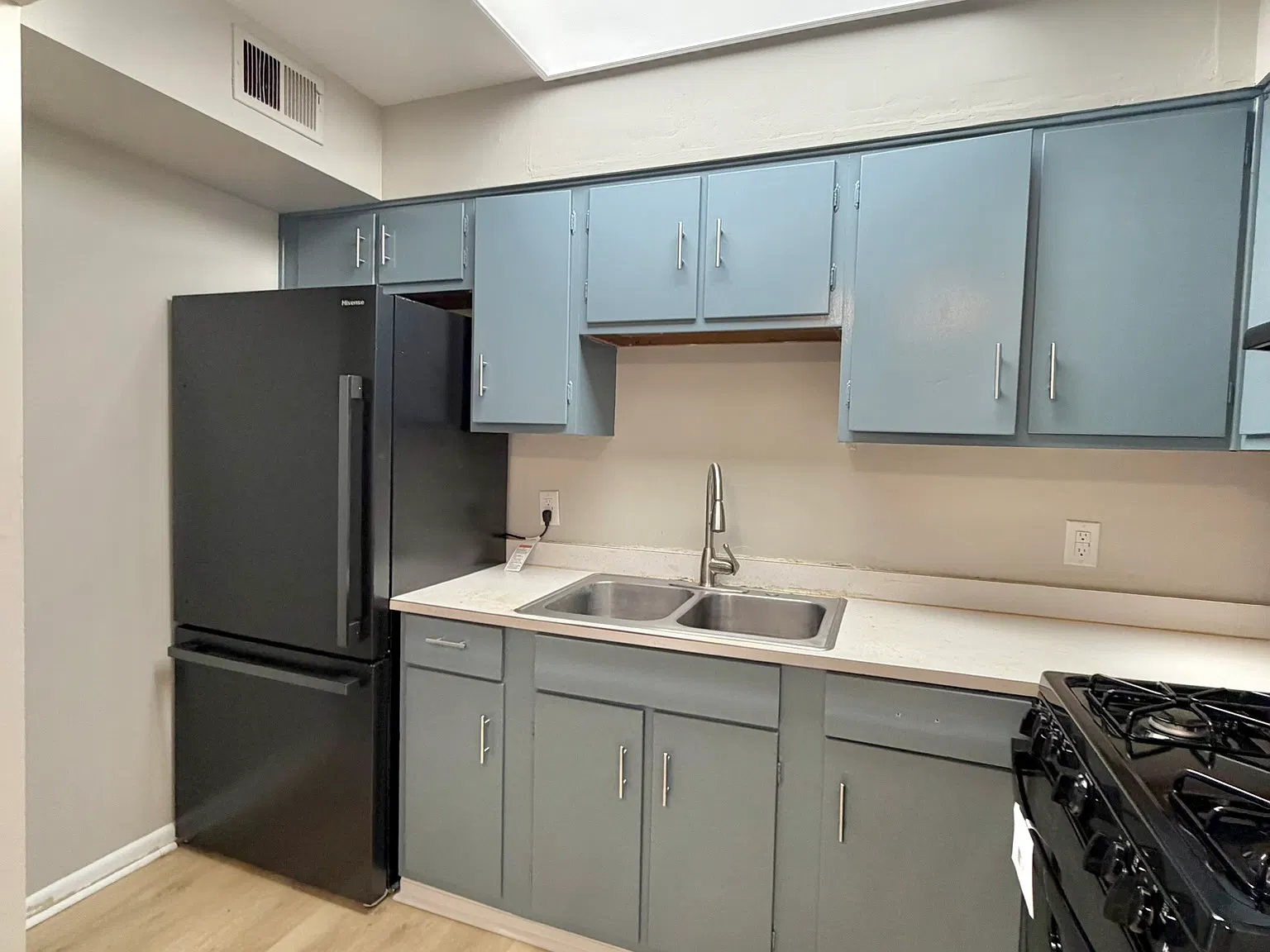 2 bed, 900 sqft, $845 — Photo 4