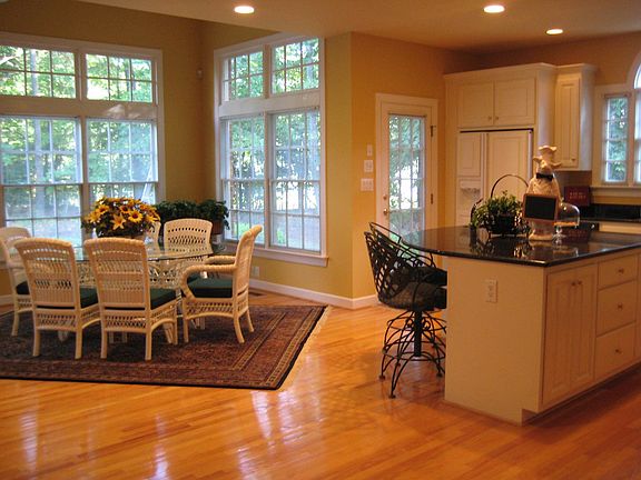 Kitchen 22x16