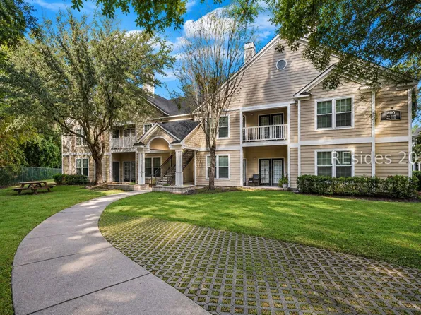 100 Kensington Blvd APT 405, Bluffton, SC 29910