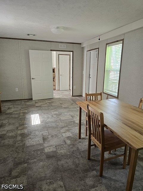 2nd image of 370 San Bernardino St