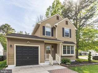 2 Hunter Ct, Atco, NJ 08004