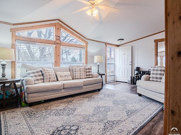 5th image of 7311 SE Berryton Rd