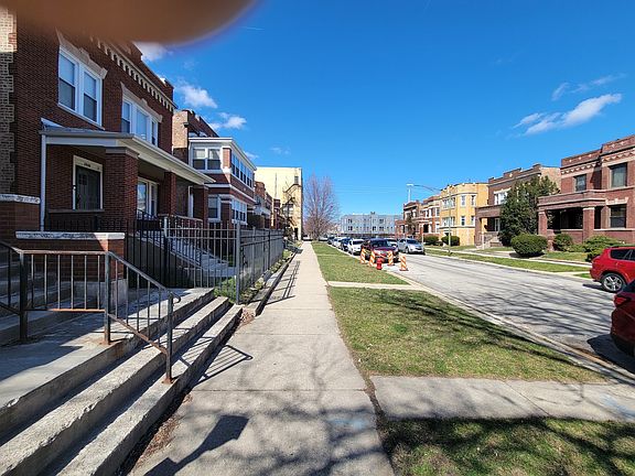 5th image of 7936 S Peoria St