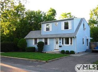 29 Hopkins Ter, Hazlet Township, NJ