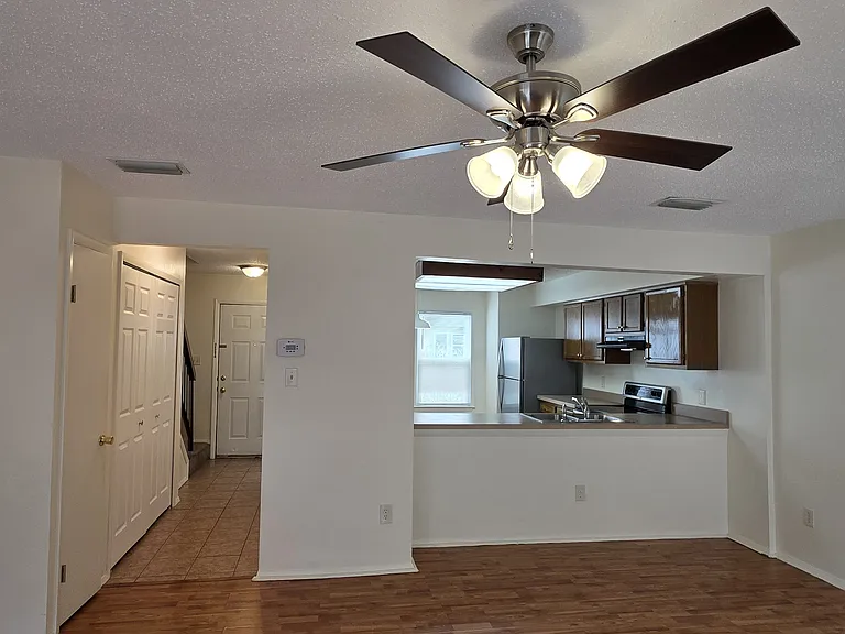 1422 Northface Ct — Photo 8