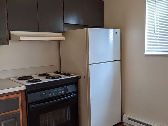 4th image of 1548 Mill St #1556