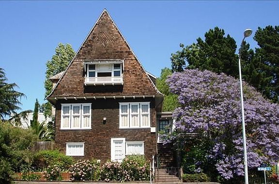2nd image of 602 Capitol St