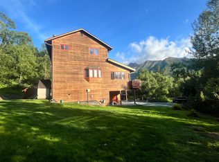 25057 Sierra Mesa Cir, Chugiak, AK 99567