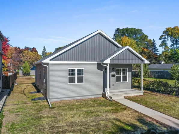 1127 Reber St, Green Bay, WI 54302