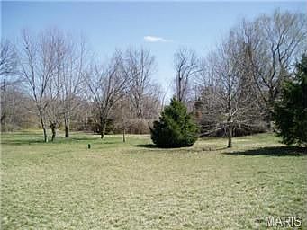 2nd image of 416 Dovedale Dr