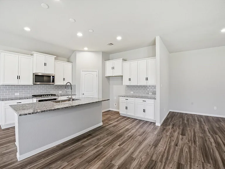 31122 Gullwing Manor Dr — Photo 9